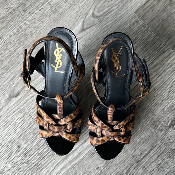 AUTHENTIC YSL tribute heels - Picture 2 of 7